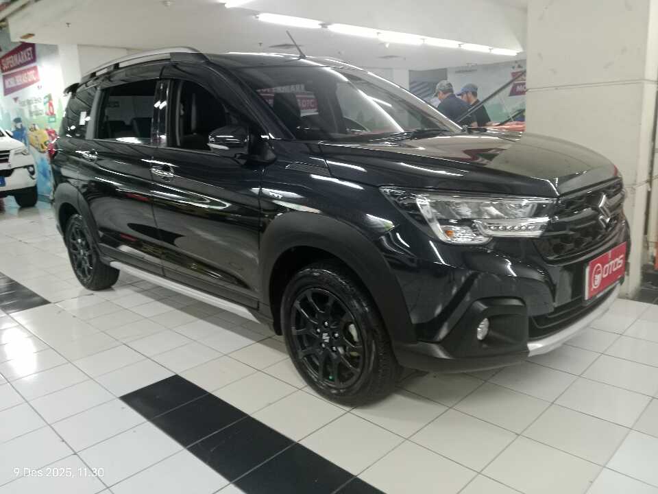 2025 Suzuki XL7 1.5 Alpha - Foto 1 dari 6