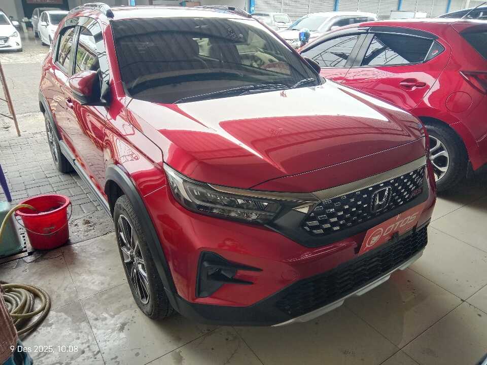 2023 Honda WR-V 1.5 RS - Foto 1 dari 6