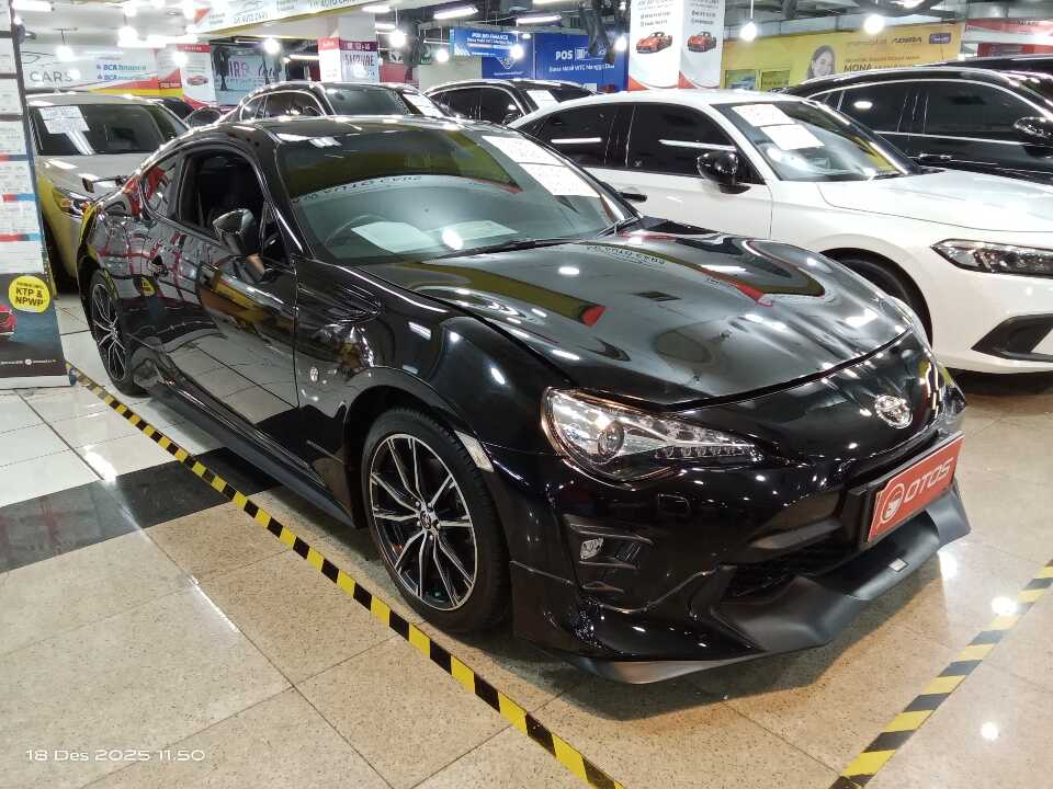 2021 Toyota 86 2.0 - Foto 1 dari 6