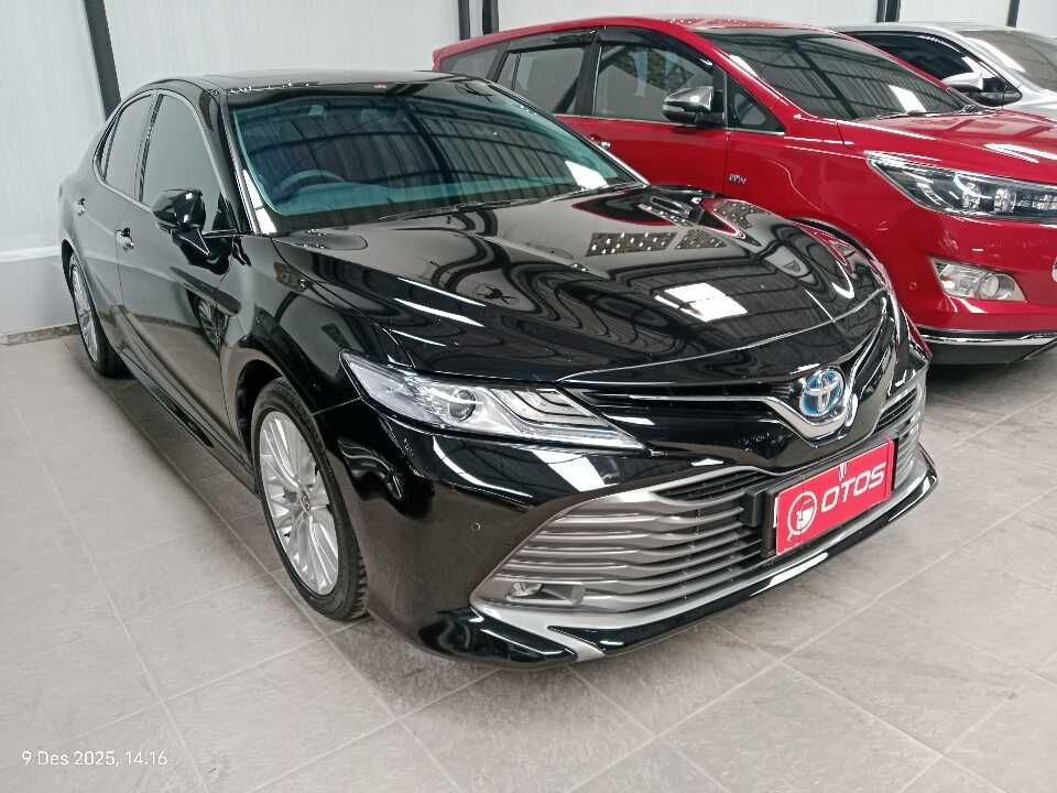 2021 Toyota Camry 2.5 Hybrid - Foto 1 dari 6