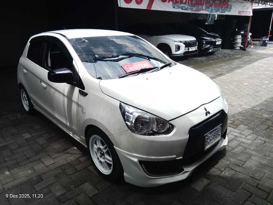 2015 Mitsubishi Mirage 1.2 GLS - Foto 1 dari 6