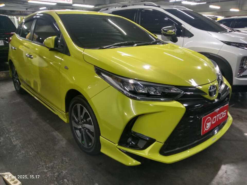 2022 Toyota Yaris 1.5 S - Foto 1 dari 6