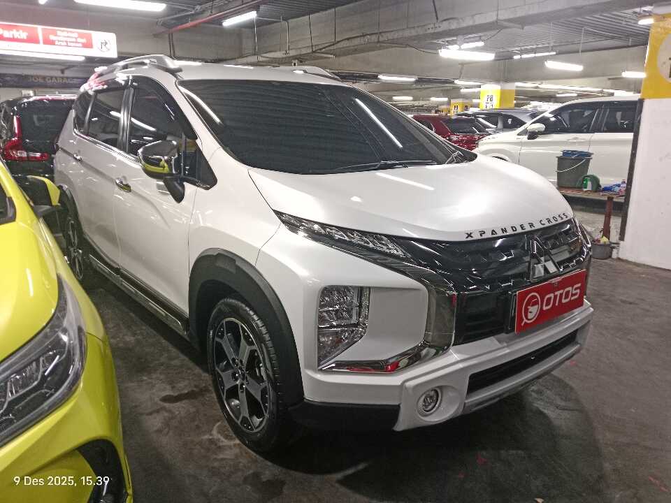 2021 Mitsubishi Xpander 1.5 Cross - Foto 1 dari 6