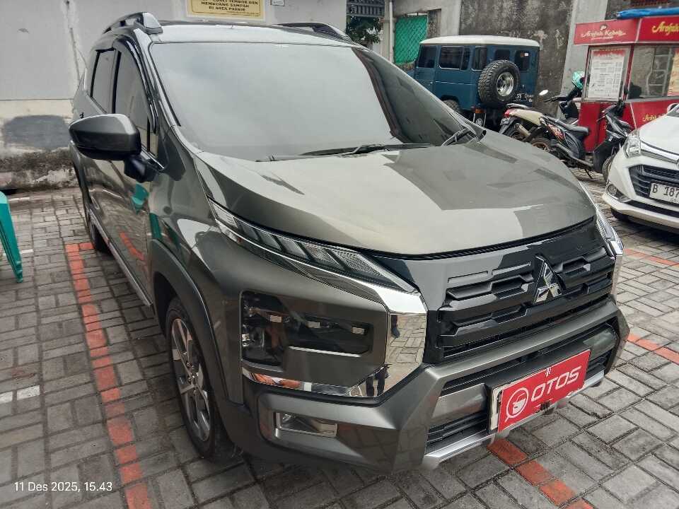 2023 Mitsubishi Xpander 1.5 Cross - Foto 1 dari 6