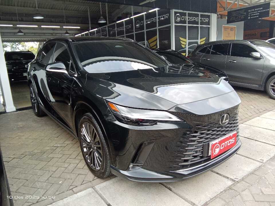 2023 Lexus RX 350 H 2.5 Luxury 4X2 - Foto 1 dari 6