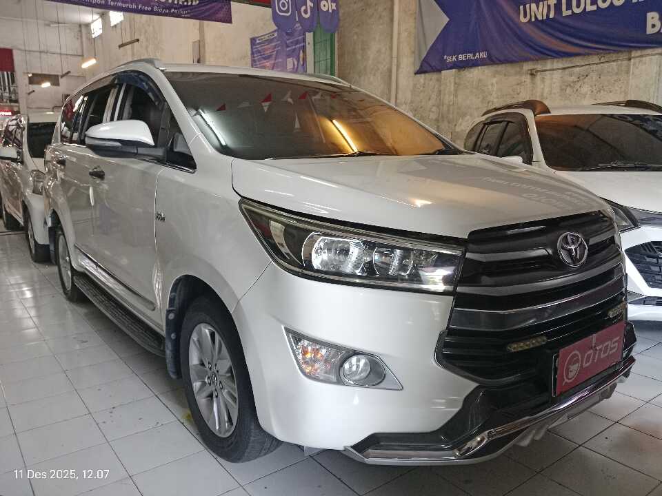 2016 Toyota Kijang Innova 2.0 G - Foto 1 dari 6