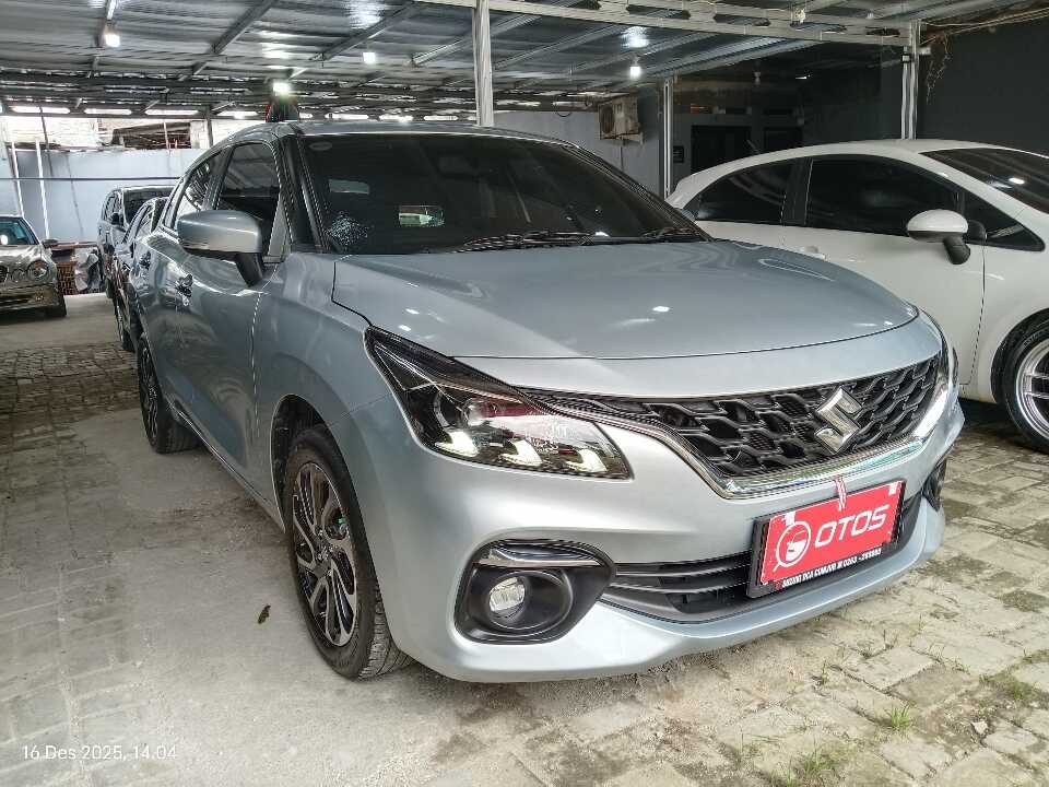 2022 Suzuki Baleno 1.5 - Foto 1 dari 6