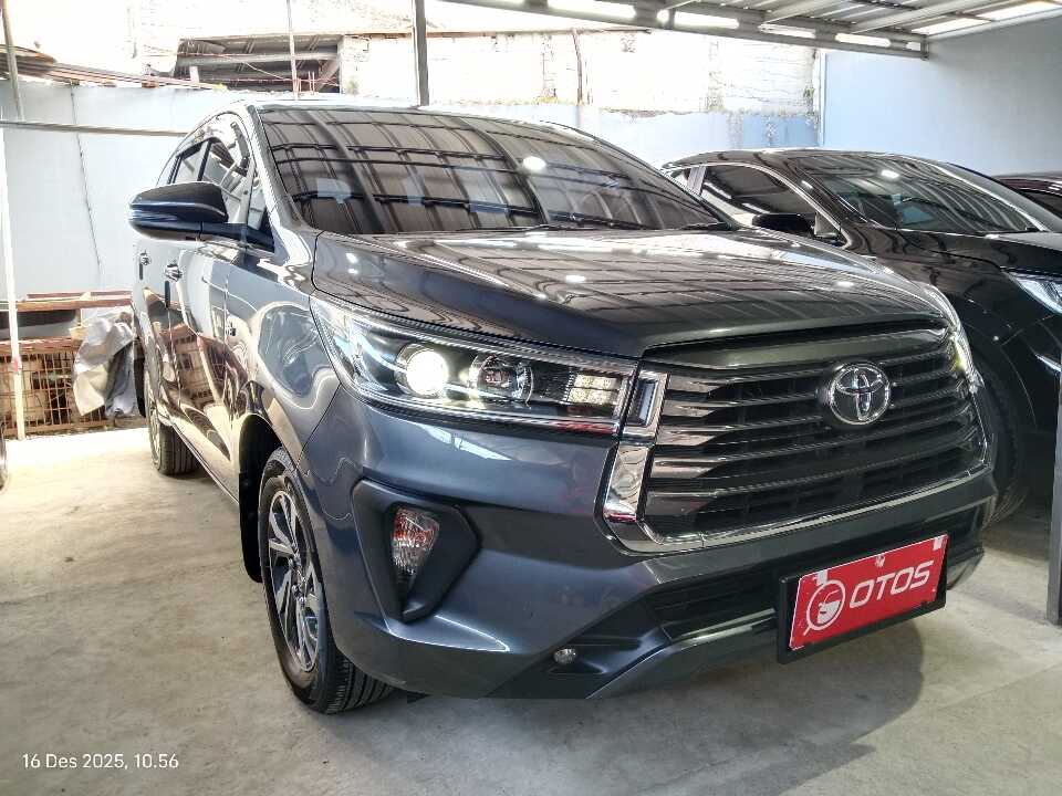 2021 Toyota Kijang Innova 2.0 V - Foto 1 dari 6
