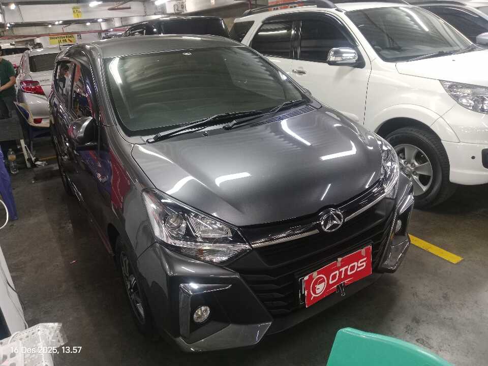2022 Daihatsu Ayla 1.2 R - Foto 1 dari 6