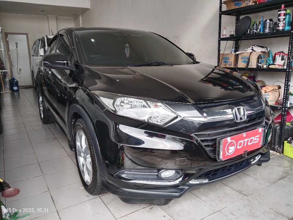 2015 Honda HR-V 1.5 E - Foto 1 dari 6
