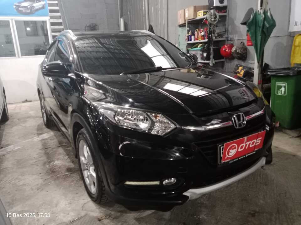 2017 Honda HR-V 1.5 E - Foto 1 dari 9