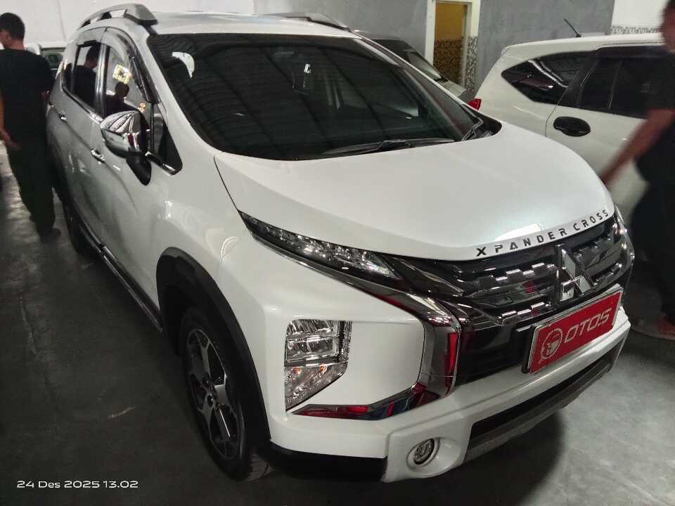 2020 Mitsubishi Xpander 1.5 Cross - Foto 1 dari 6