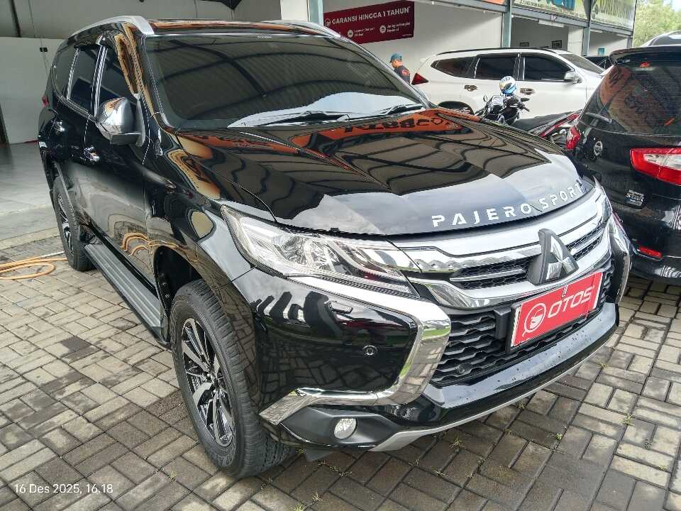 2020 Mitsubishi Pajero Sport 2.4 Dakar 4X2 - Foto 1 dari 6