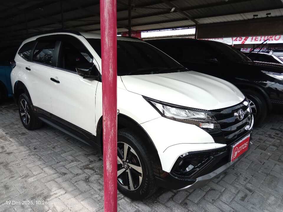2024 Toyota Rush 1.5 S - Foto 1 dari 6
