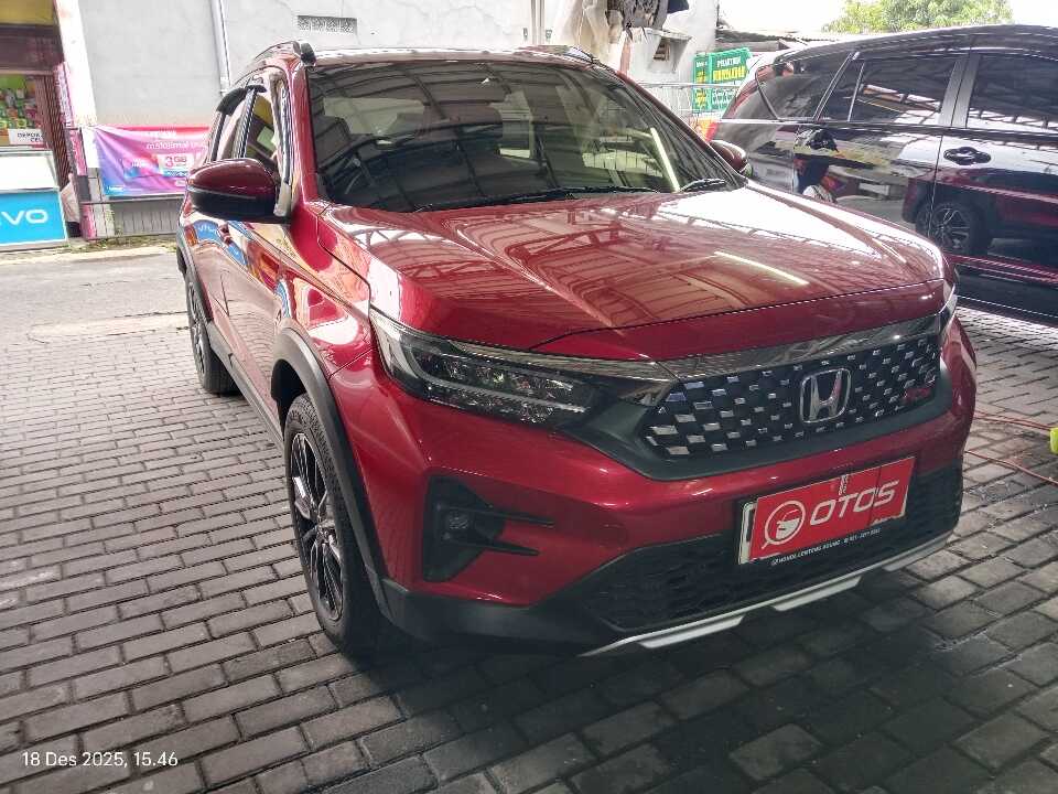 2023 Honda WR-V 1.5 RS - Foto 1 dari 6
