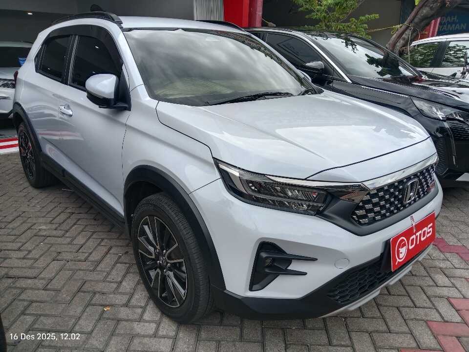 2023 Honda WR-V 1.5 RS - Foto 1 dari 6