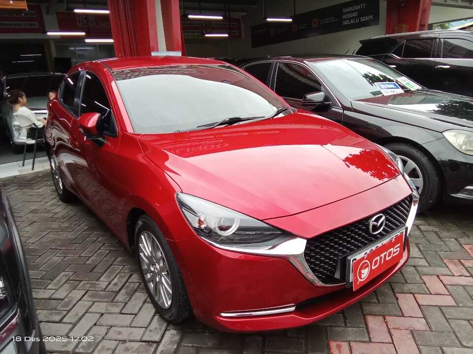 2020 Mazda 2 1.5 - Foto 1 dari 6