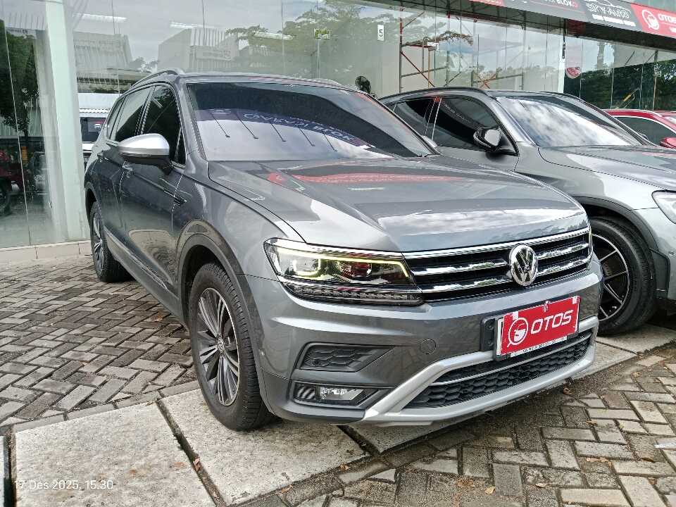 2020 Volkswagen Tiguan 1.4 TSI Allspace - Foto 1 dari 6