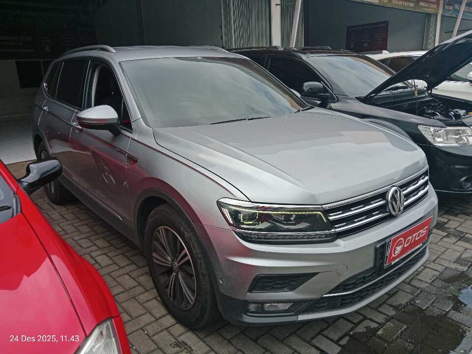 2020 Volkswagen Tiguan 1.4 TSI Allspace - Foto 1 dari 6