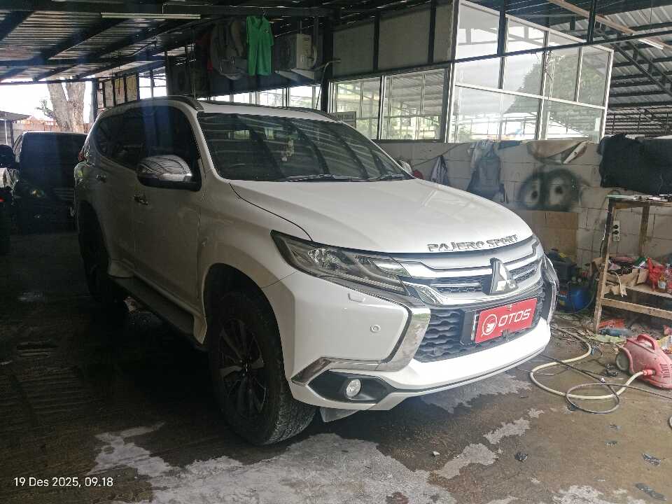2019 Mitsubishi Pajero Sport 2.4 Dakar 4X2 - Foto 1 dari 6