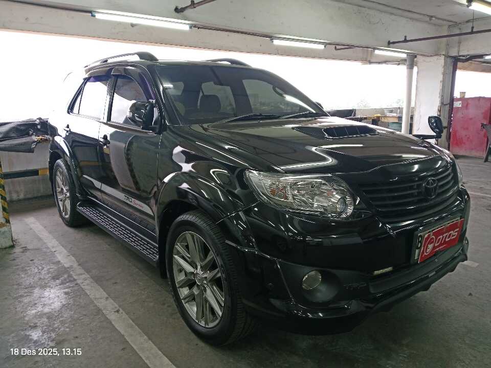 2013 Toyota Fortuner 2.5 G - Foto 1 dari 6