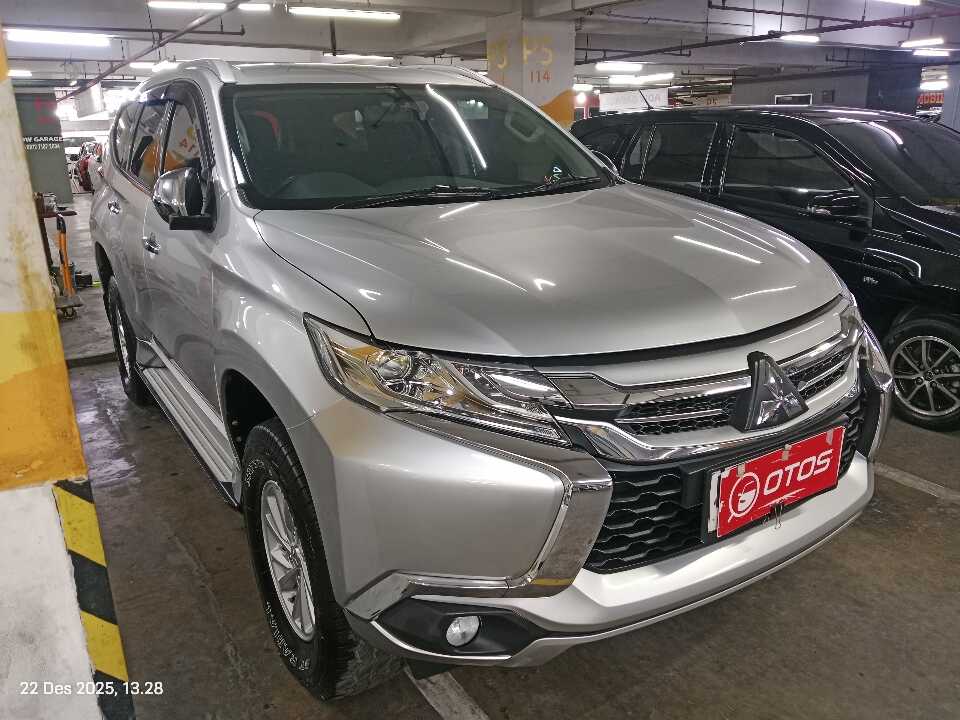 2016 Mitsubishi Pajero Sport 2.4 Dakar 4X2 - Foto 1 dari 6