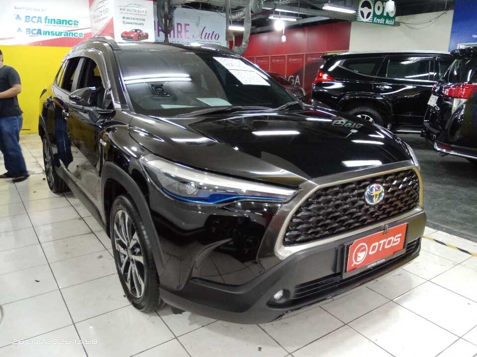 2021 Toyota Corolla Cross 1.8 Hybrid - Foto 1 dari 6