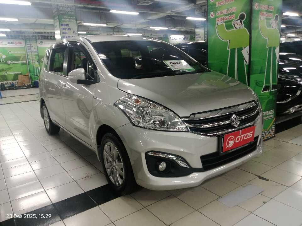 2017 Suzuki Ertiga 1.4 GX - Foto 1 dari 6