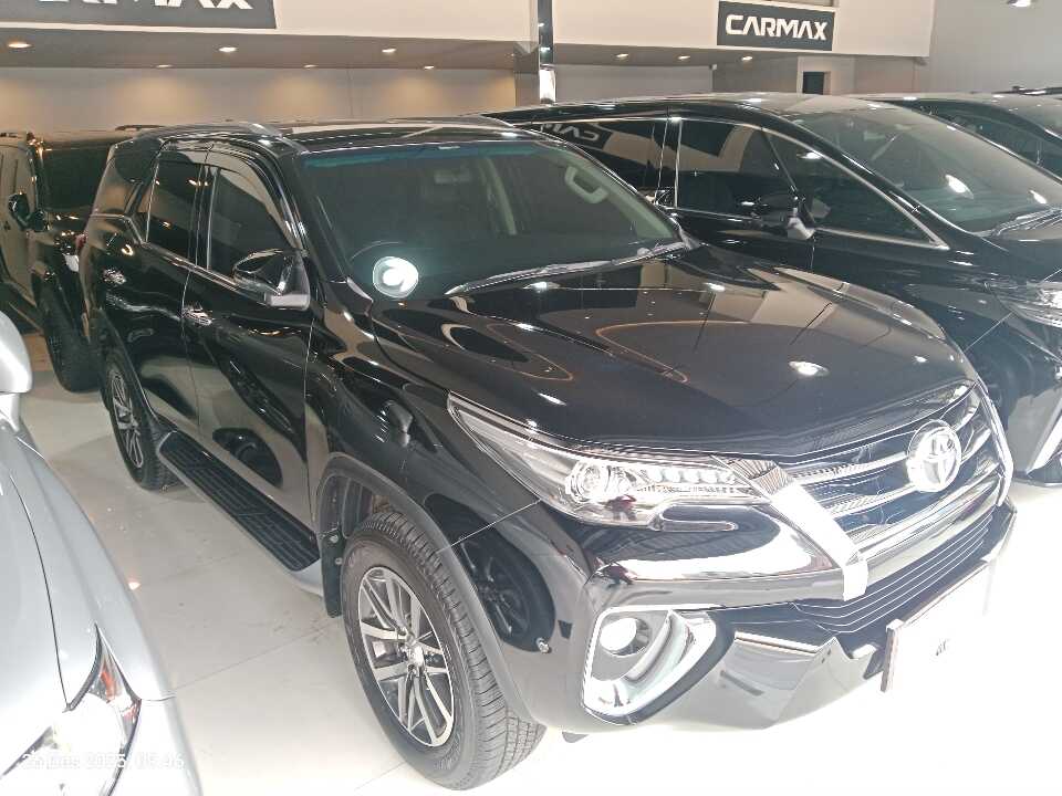 2018 Toyota Fortuner 2.4 4X2 VRZ - Foto 1 dari 6