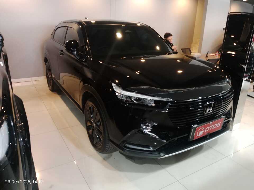 2023 Honda HR-V 1.5 SE - Foto 1 dari 6