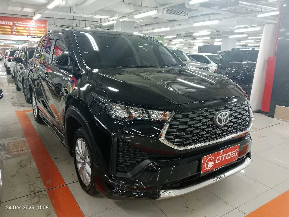 2024 Toyota Kijang Innova 2.0 Zenix Q HV CVT TSS - Foto 1 dari 6