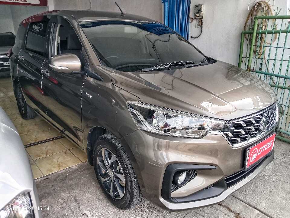 2023 Suzuki Ertiga 1.5 GX Hybrid - Foto 1 dari 6