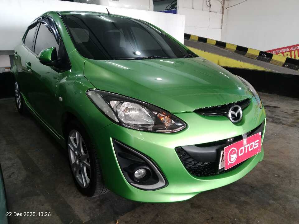 2011 Mazda 2 1.5 - Foto 1 dari 6