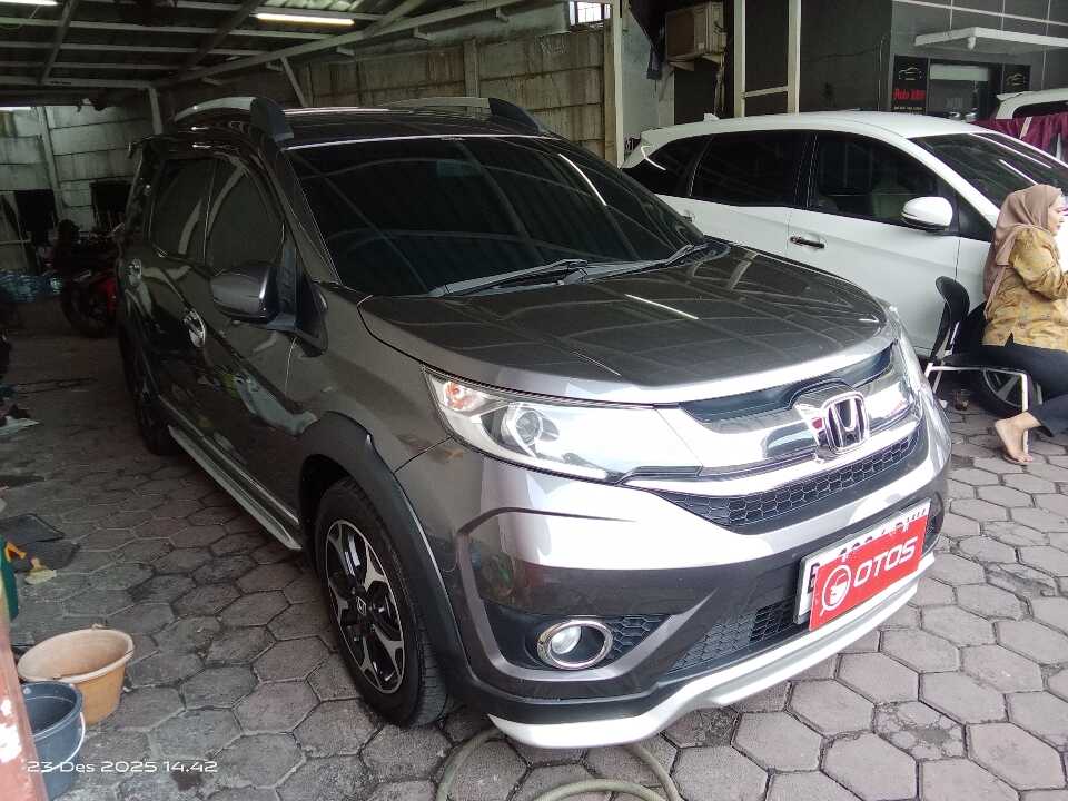 2017 Honda BR-V 1.5 PRE - Foto 1 dari 6