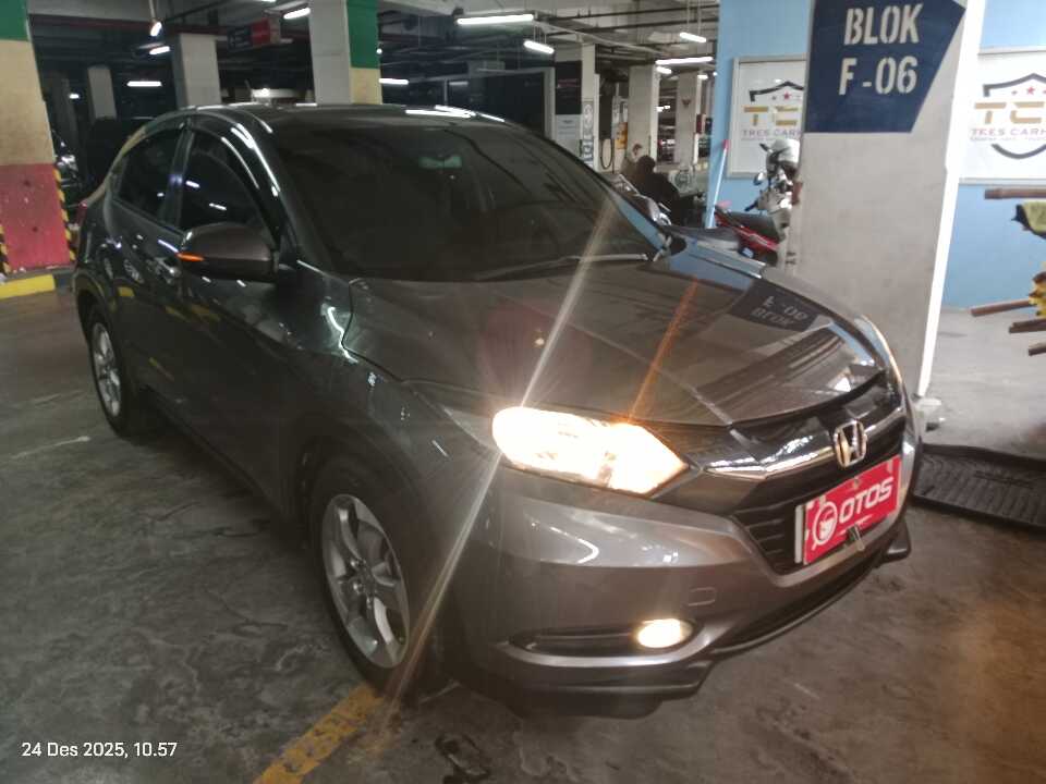 2017 Honda HR-V 1.5 E - Foto 1 dari 6