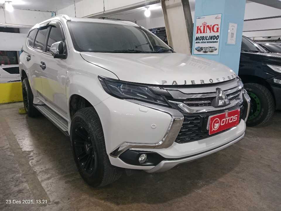 2017 Mitsubishi Pajero Sport 2.4 Dakar 4X2 - Foto 1 dari 6