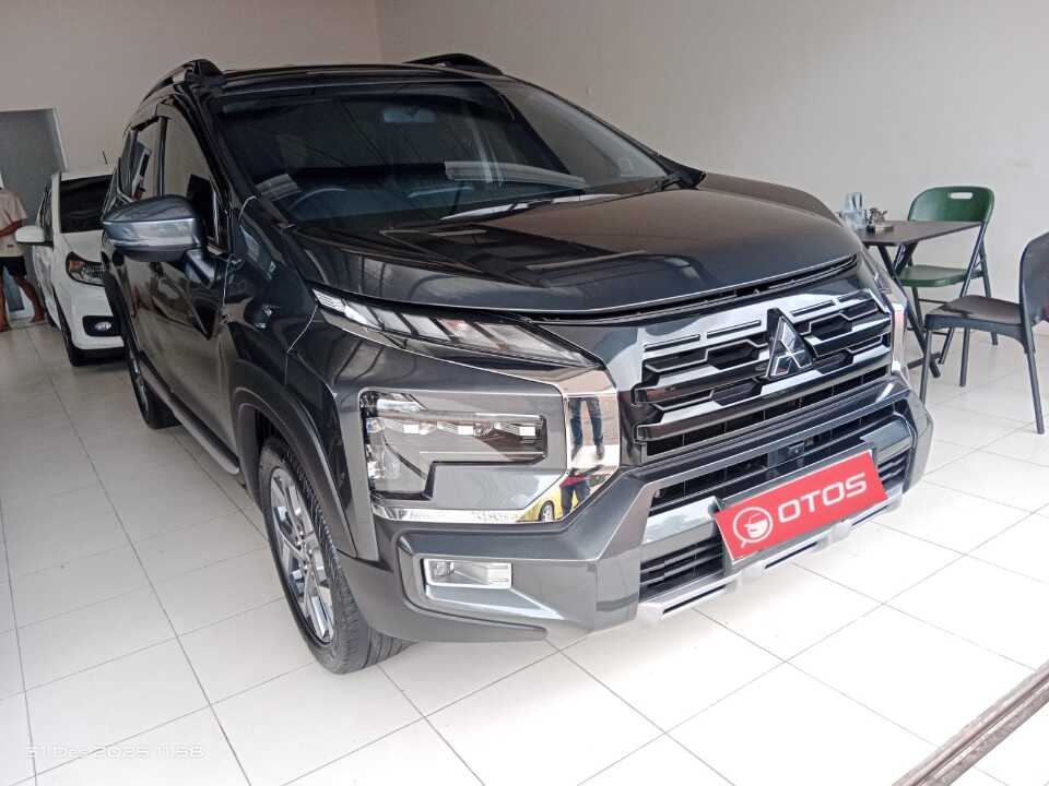 2022 Mitsubishi Xpander 1.5 Cross - Foto 1 dari 6