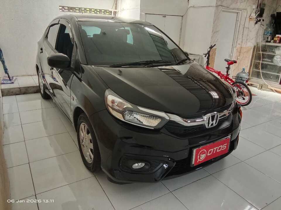2023 Honda Brio 1.2 Satya E - Foto 1 dari 6