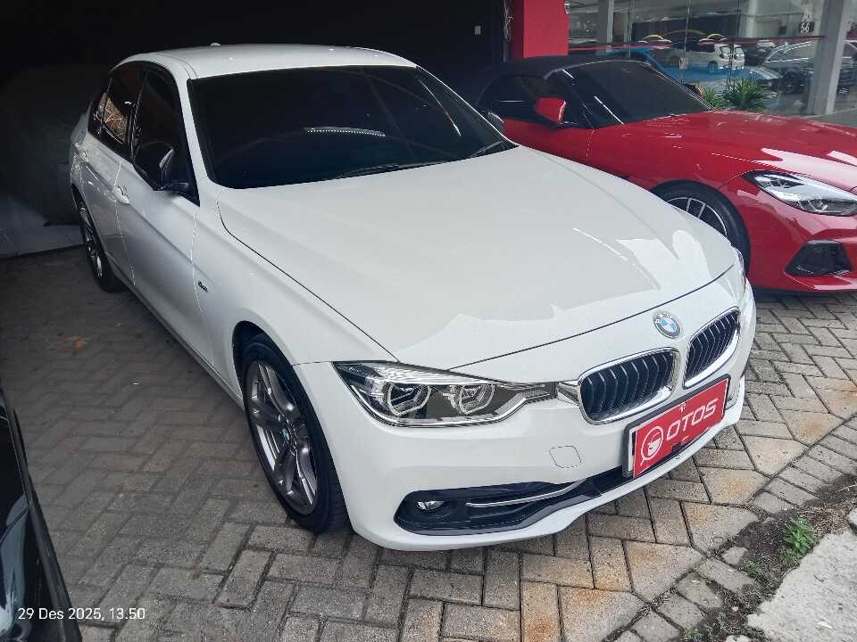 2018 BMW 320i 2.0 M Sport - Foto 1 dari 6