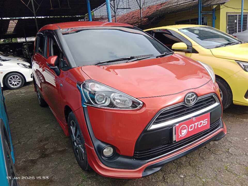 2017 Toyota Sienta 1.5 V - Foto 1 dari 6