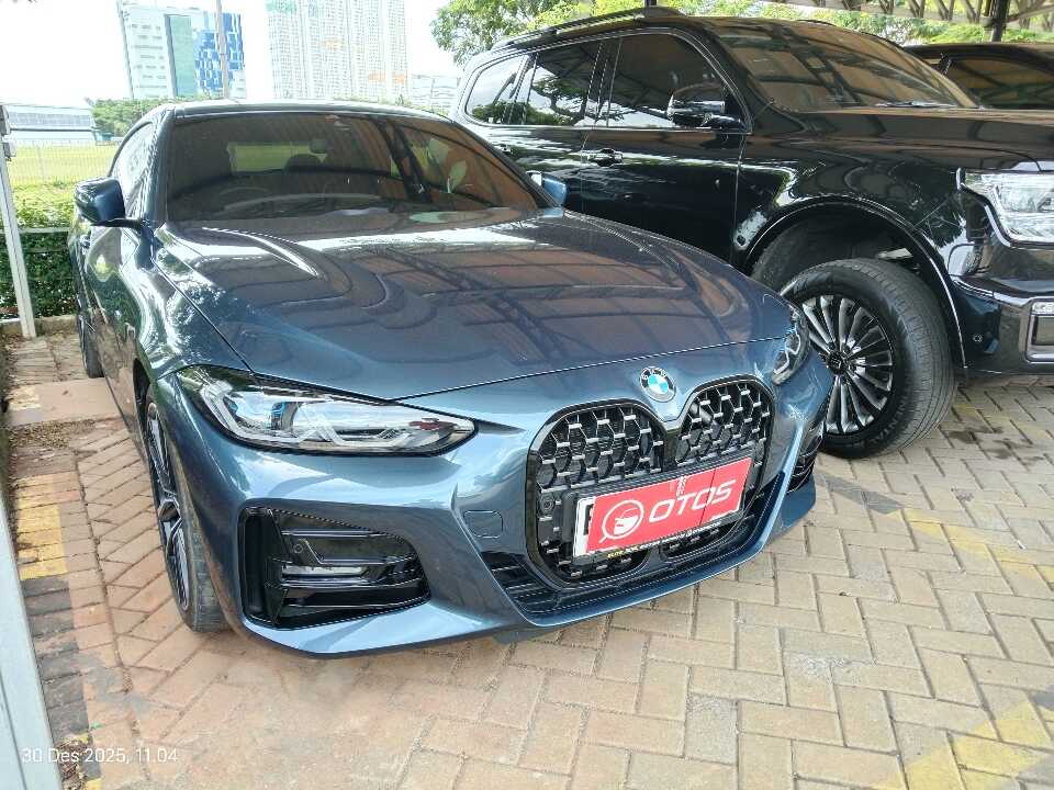 2022 BMW 430i 2.0 Sport - Foto 1 dari 6