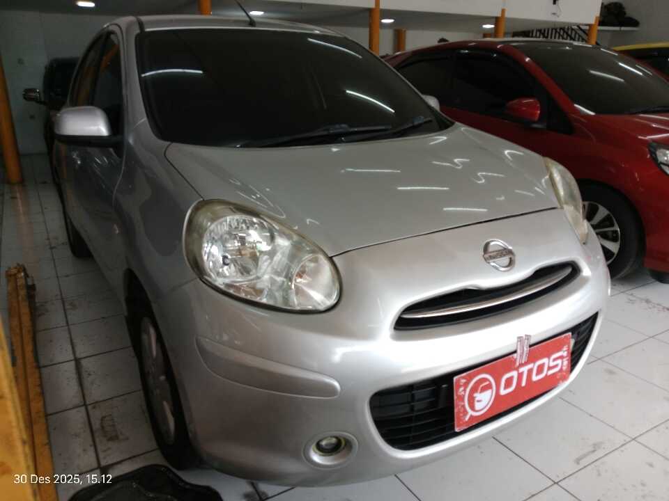 2013 Nissan March 1.2 - Foto 1 dari 6