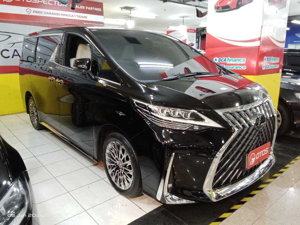2022 Lexus LM 350 3.5 - Foto 1 dari 6