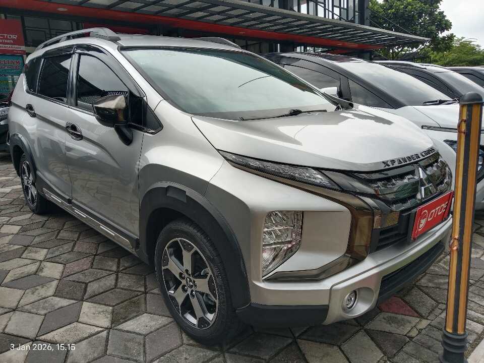 2021 Mitsubishi Xpander 1.5 Cross - Foto 1 dari 6