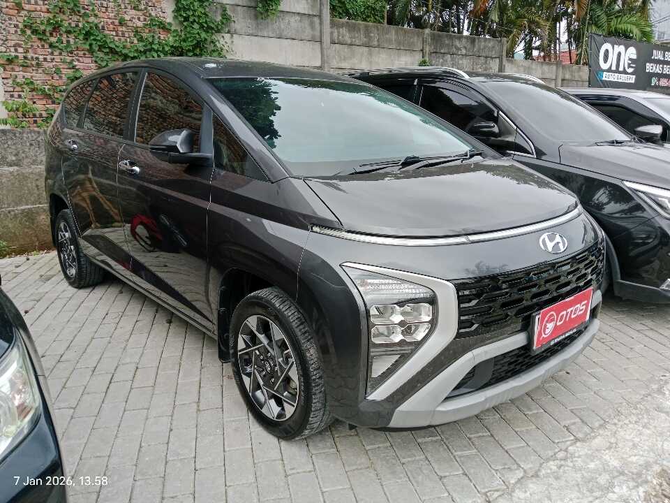 2022 Hyundai Stargazer 1.5 Prime - Foto 1 dari 6