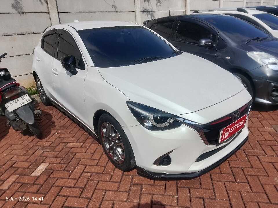 2017 Mazda 2 1.5 GT Skyactive - Foto 1 dari 6