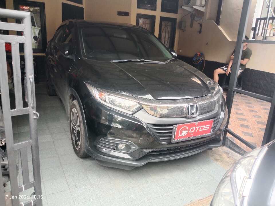 2021 Honda HR-V 1.5 E - Foto 1 dari 6