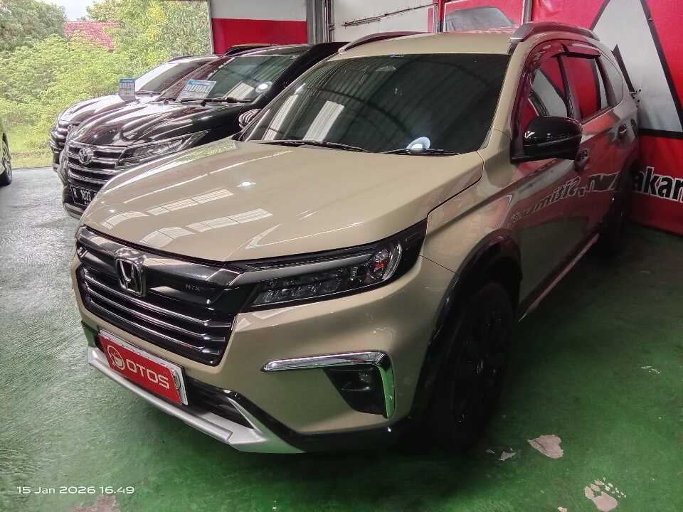 2024 Honda BR-V 1.5 PRE-HS - Foto 1 dari 6