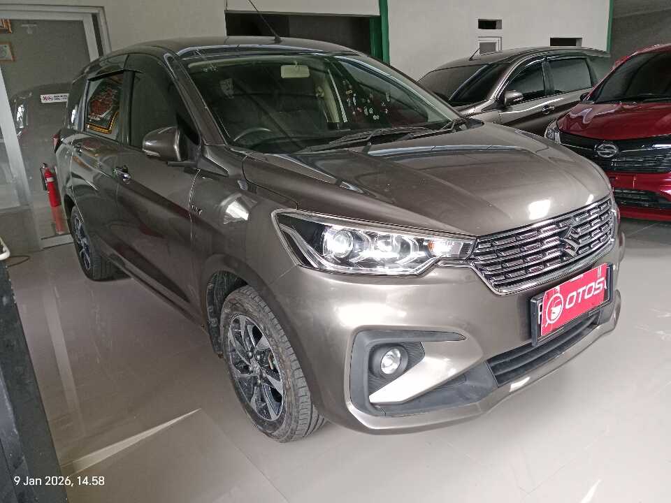 2021 Suzuki Ertiga 1.5 - Foto 1 dari 6