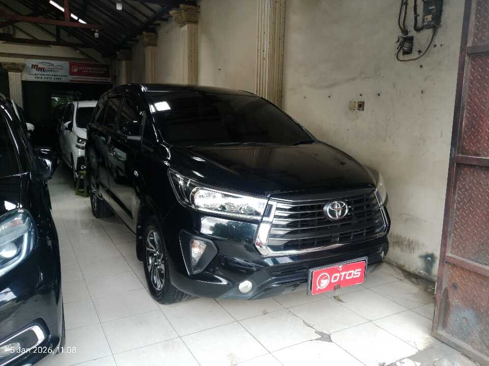 2021 Toyota Kijang Innova 2.0 G - Foto 1 dari 6
